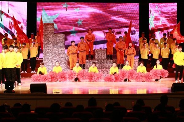 36365线路检测中心官网大合唱比赛暨学生风采大赛落下帷幕（图2.jpg