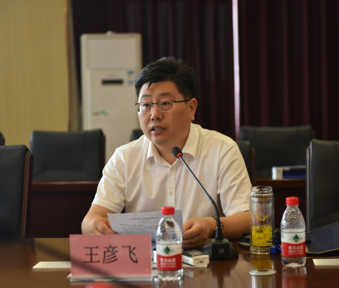 王书记.jpg