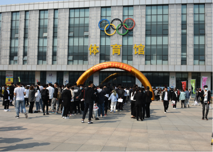 新闻稿--学院2021年毕业生供需见面会圆满落幕（修改）537.png